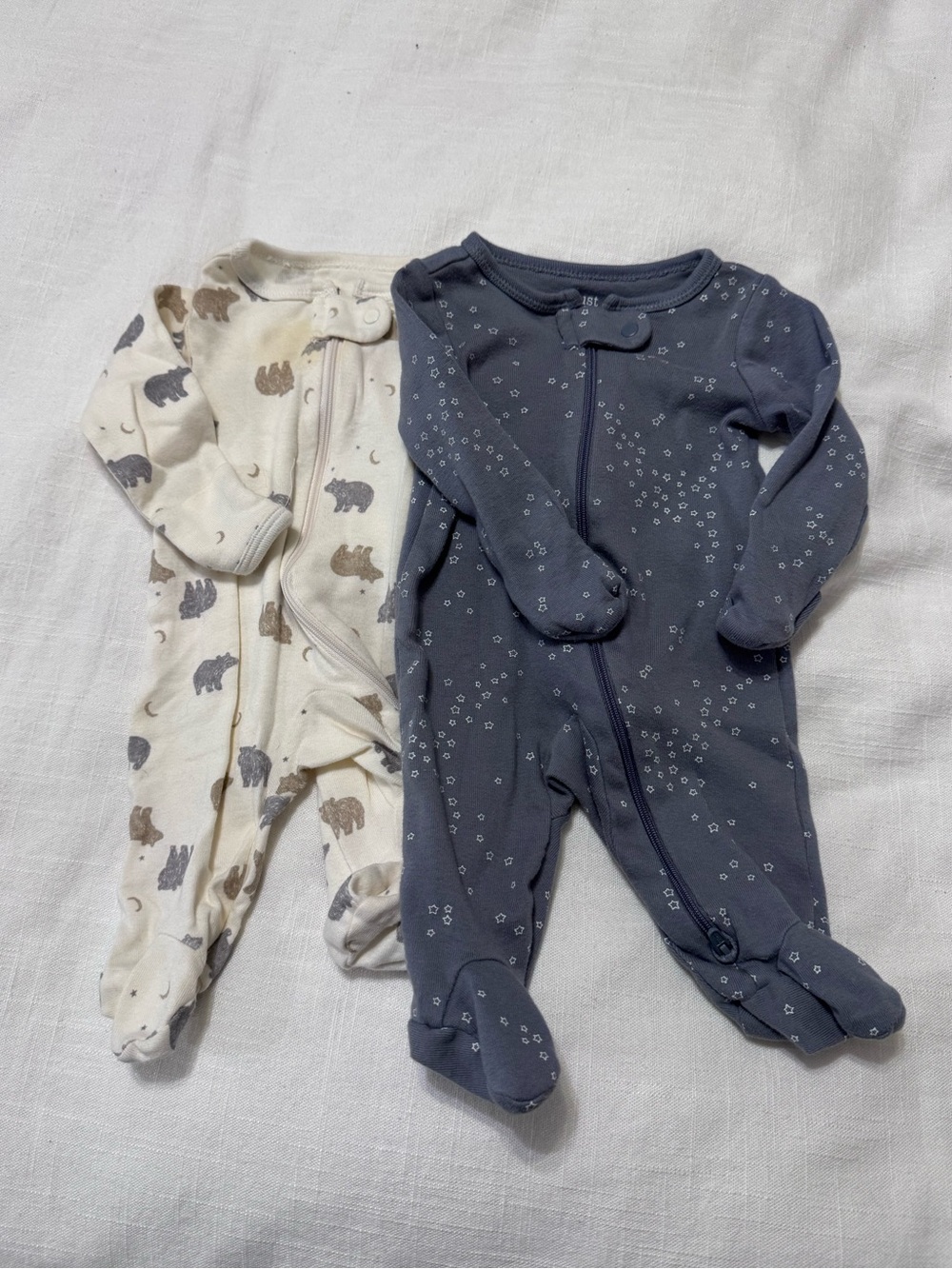 Carter's 2-Pack Footed One-Pieces - Navy Dot & Cream Bear Print